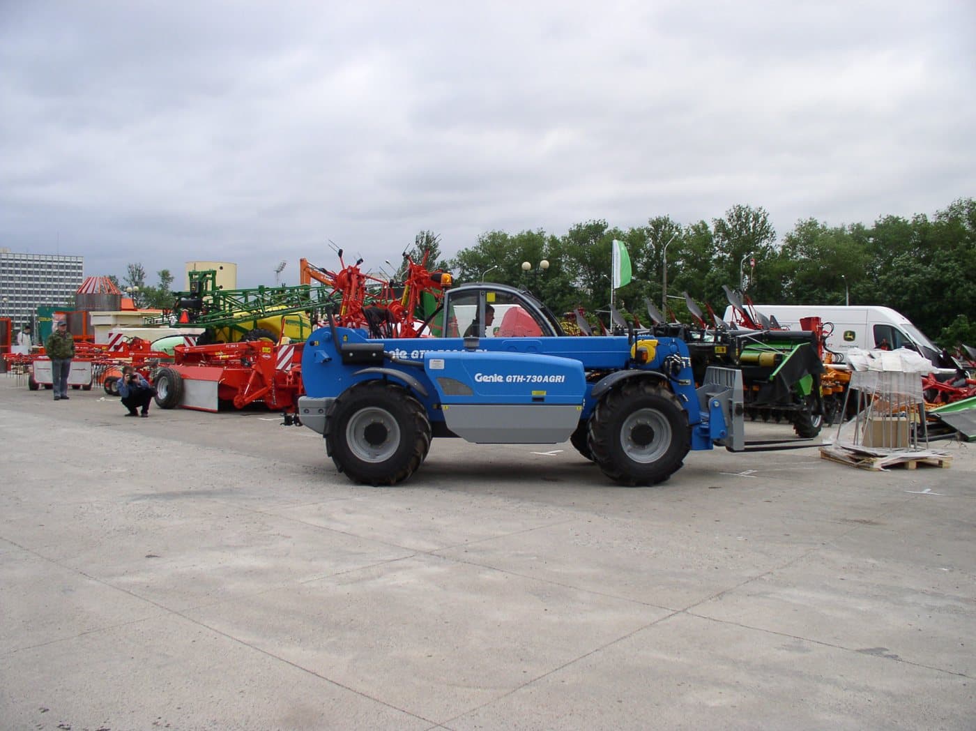 Genie GTH-5519 Compact Telehandler