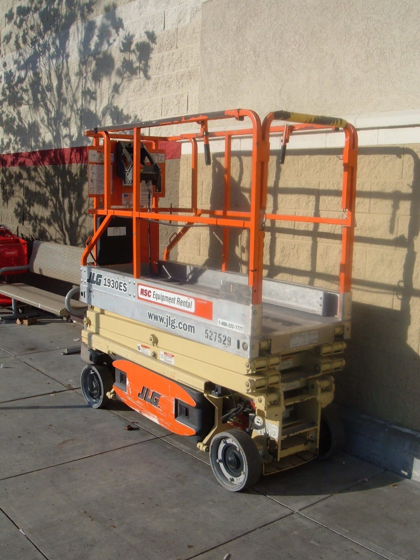 JLG 1930ES Electric Scissor Lift