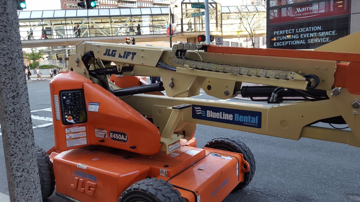 JLG 450AJ Articulating Boom Lift